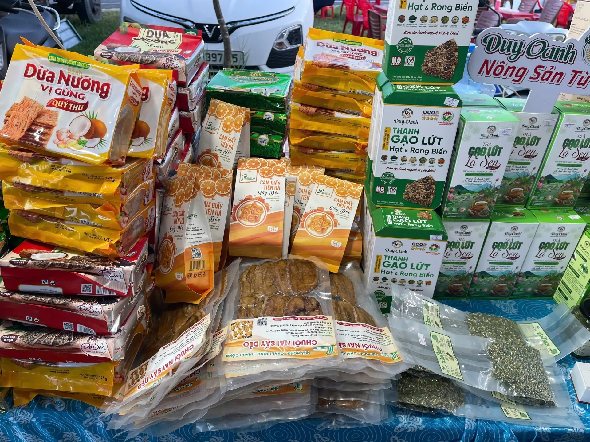 Gian hàng nông sản của Hợp tác xã