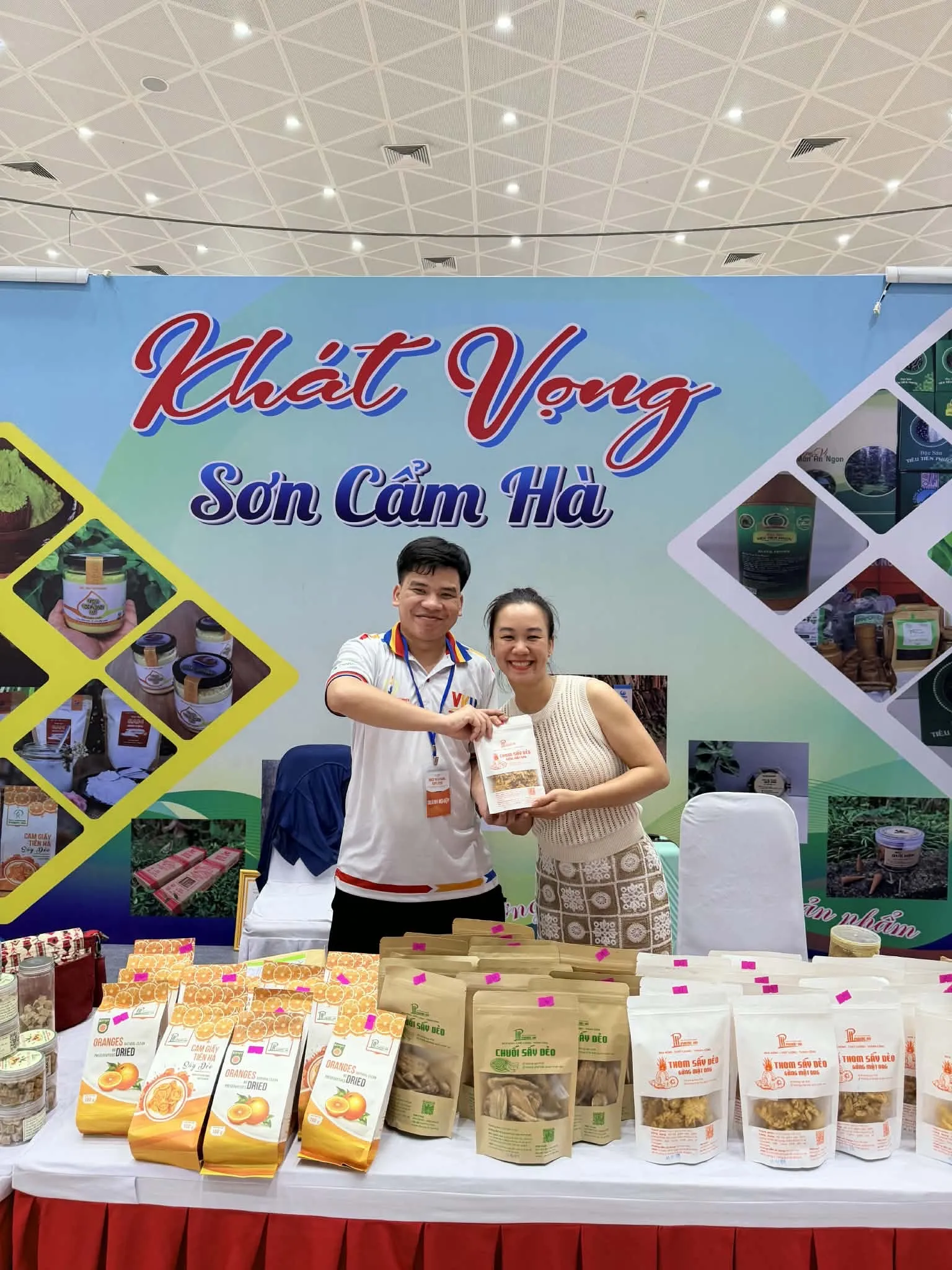 Giới thiệu sản phẩm tới khách hàng