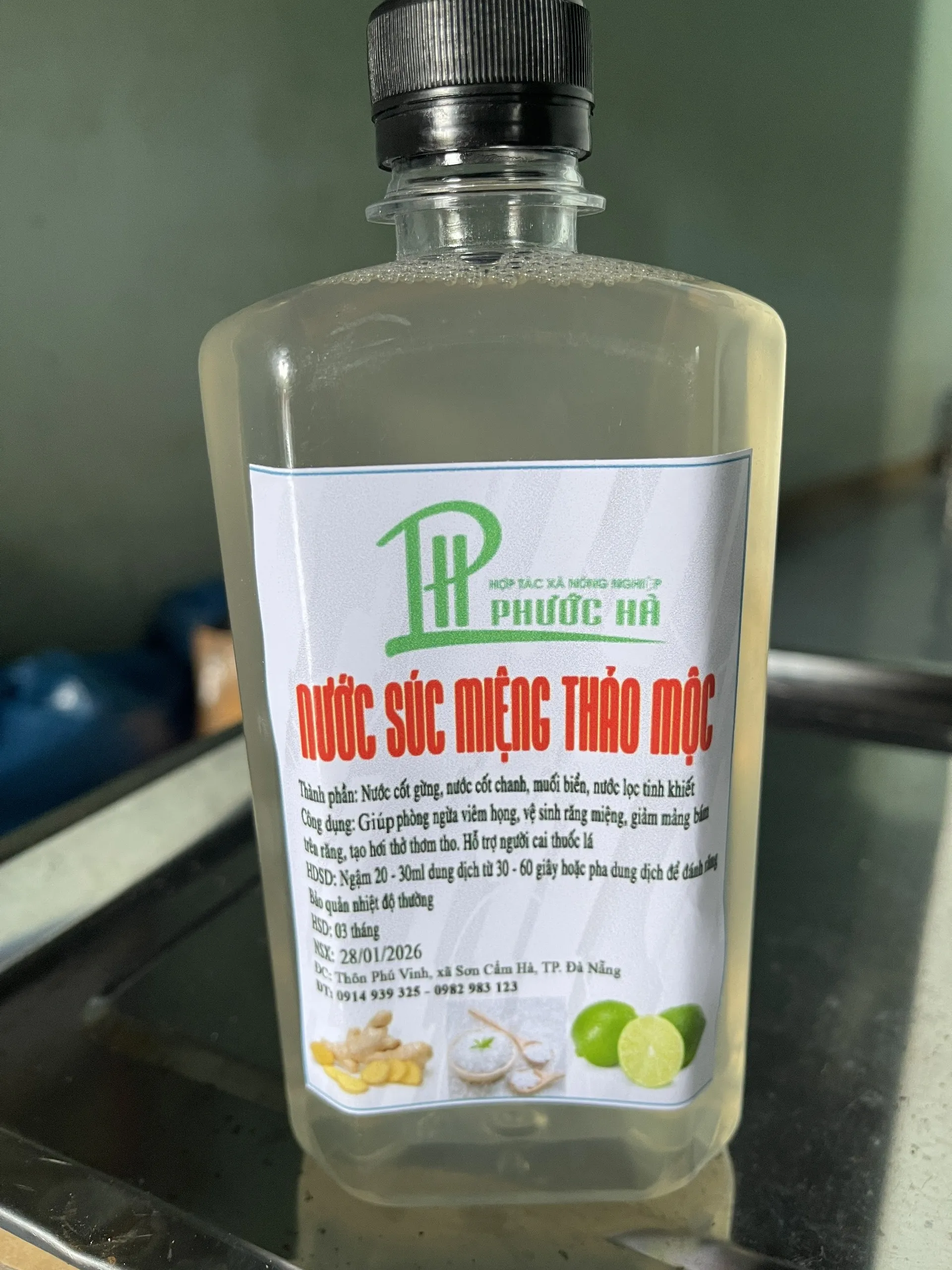 Nước súc miệng thảo mộc